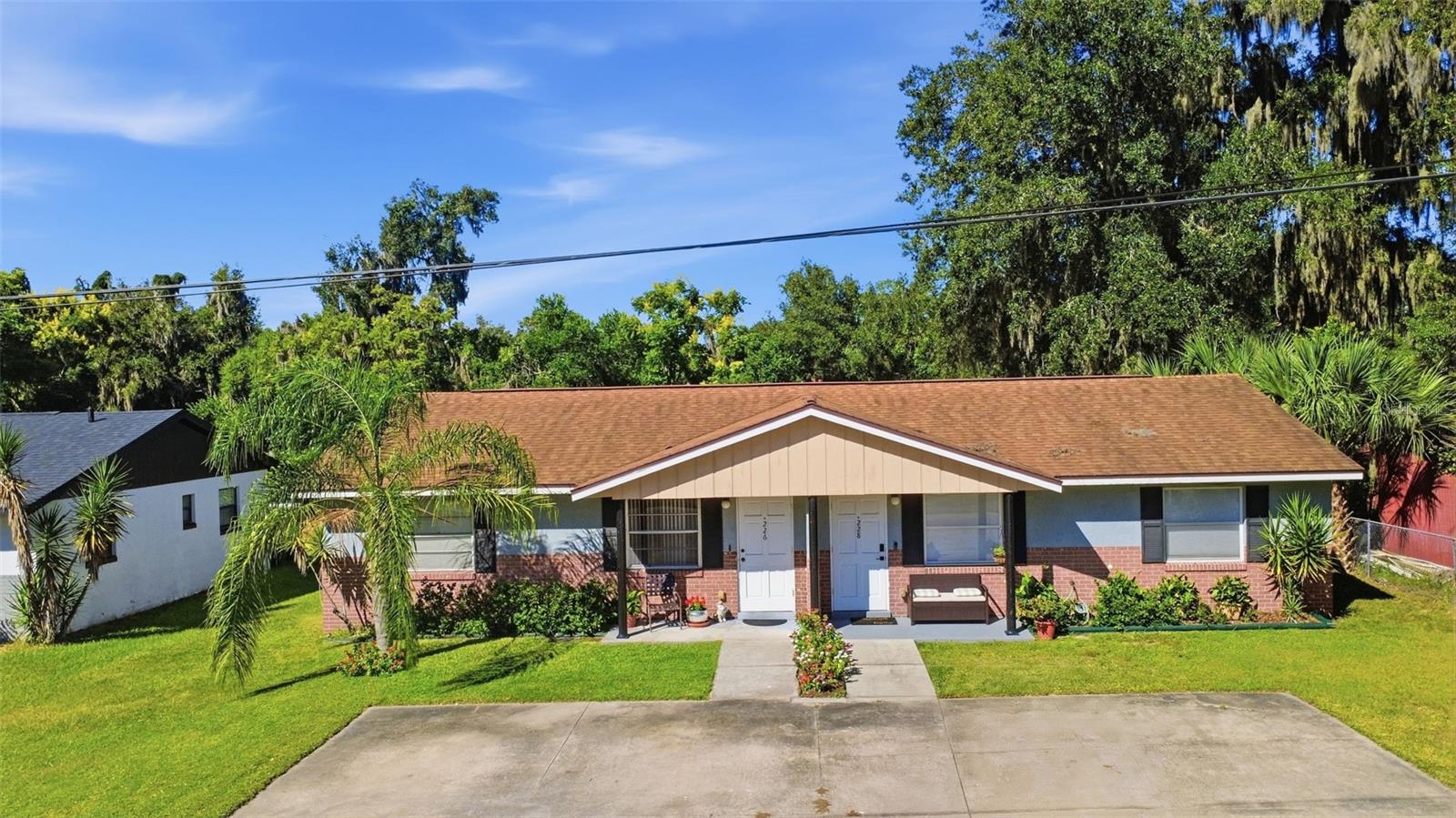 226 N Julia Ave, Deland, FL 32720 photo