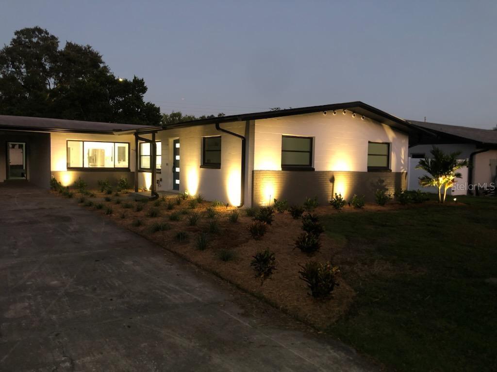 909 Marabon Ave, Orlando, FL 32806 photo