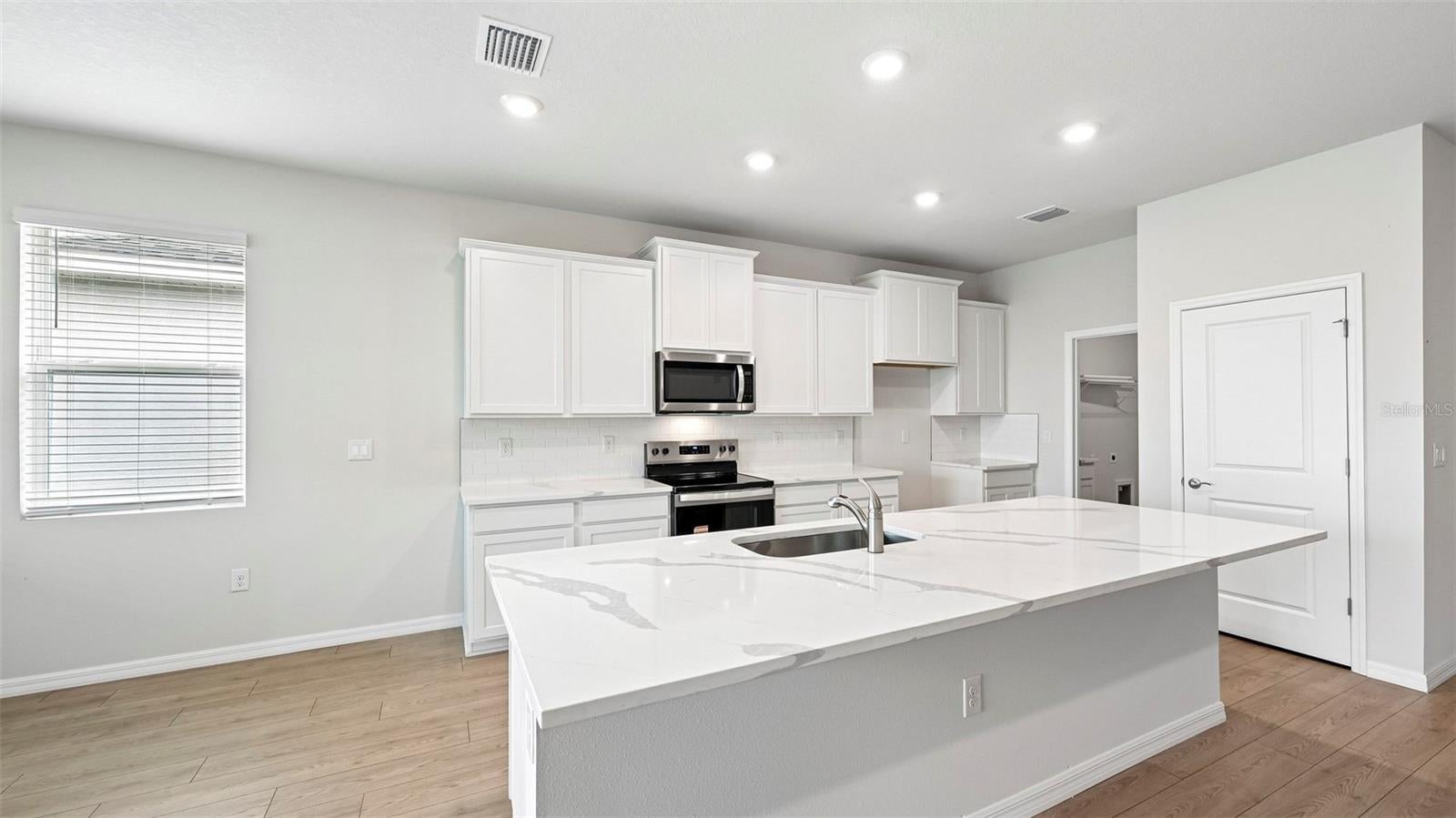 4351 Fence Row Ct, Lakewood Ranch, FL 34211 photo