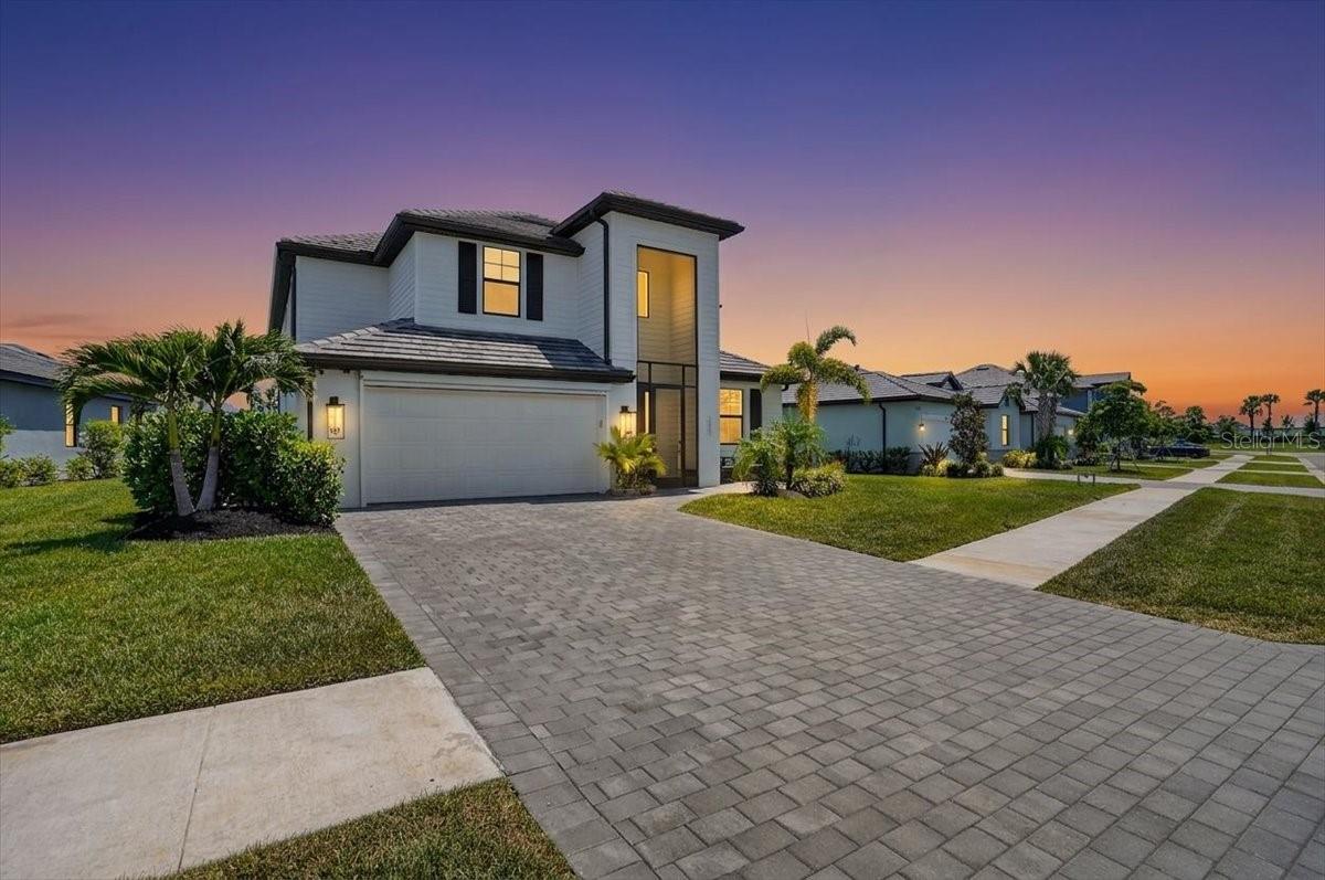 10865 Sun Drop St, Venice, FL 34293 photo