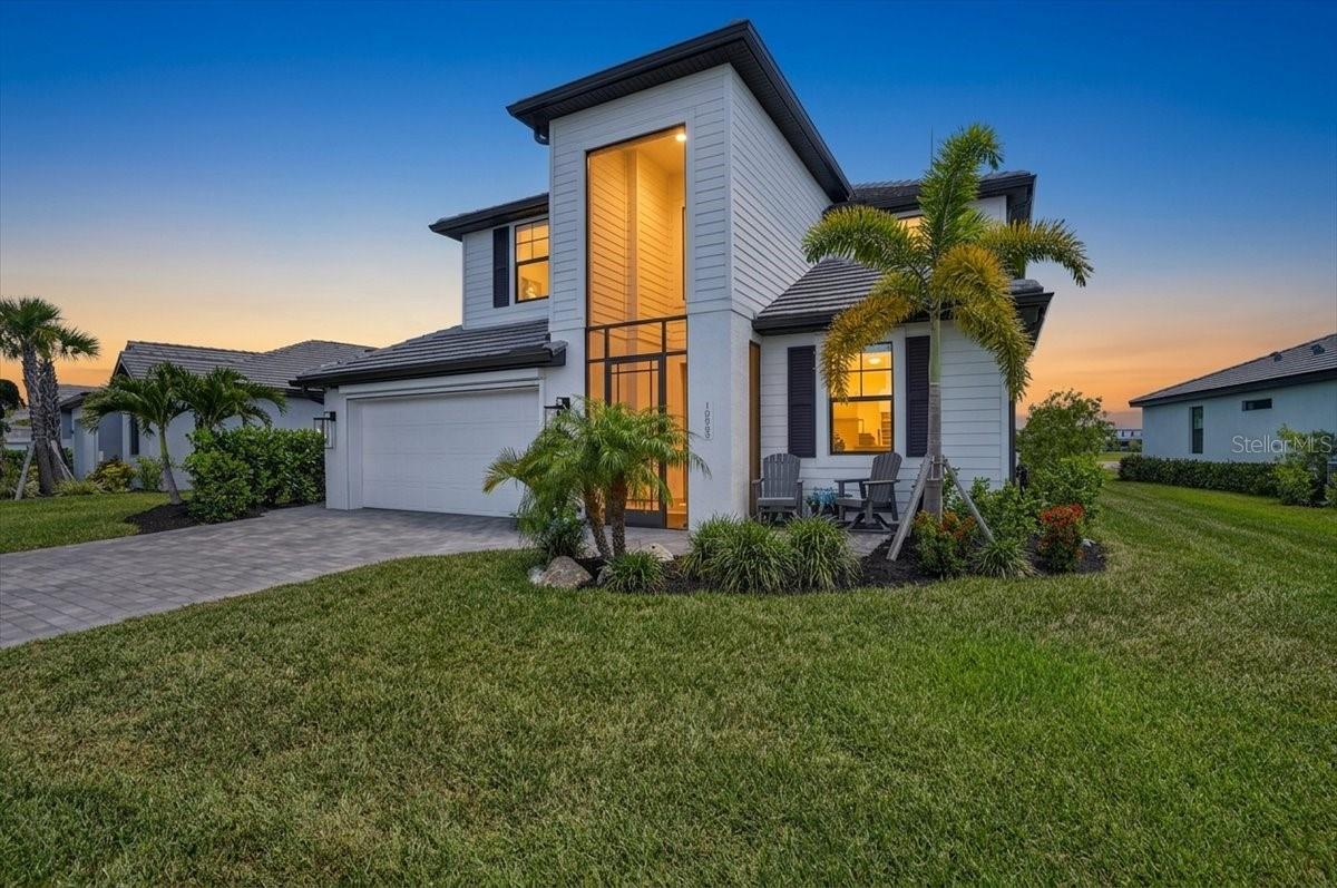 10865 Sun Drop St, Venice, FL 34293 photo