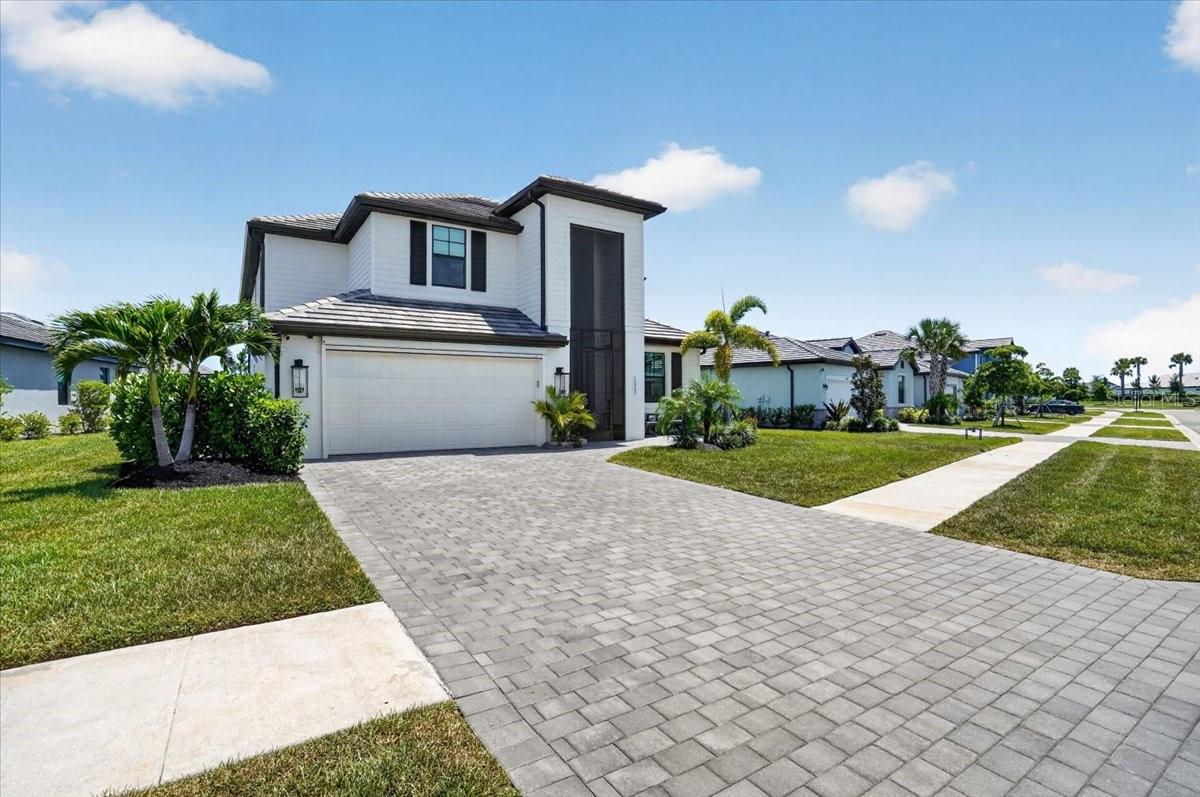 10865 Sun Drop St, Venice, FL 34293 photo