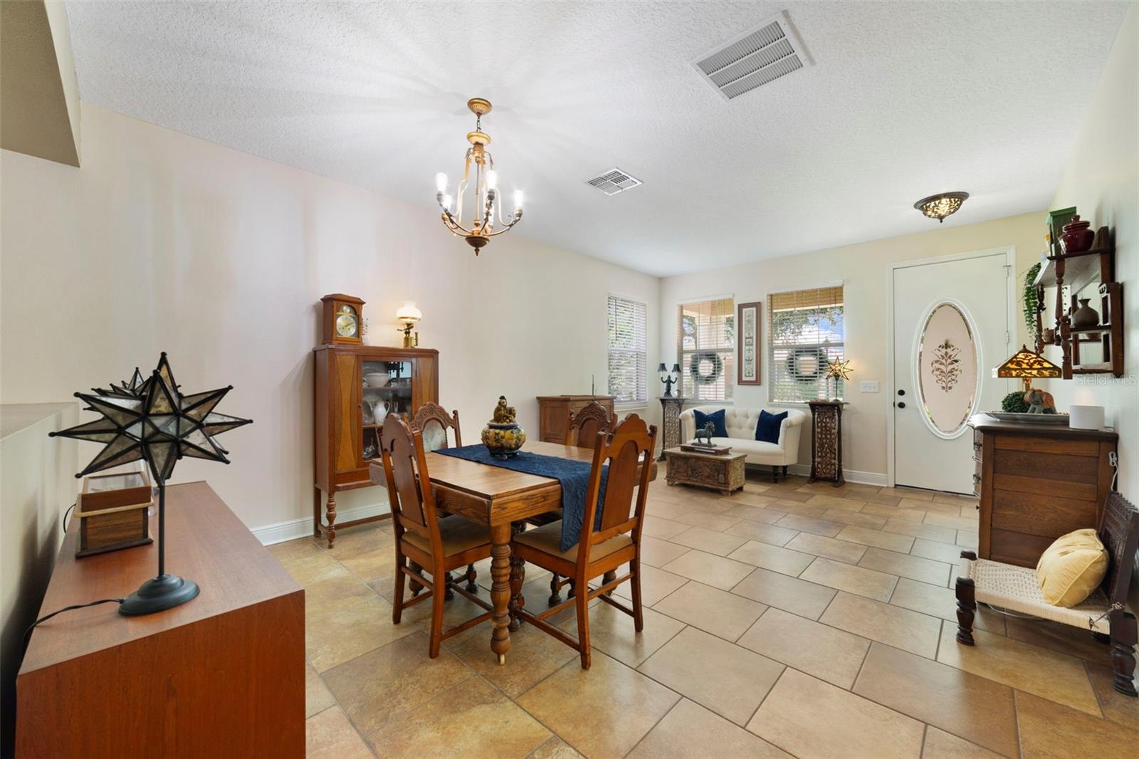 2254 Abey Blanco Dr, Orlando, FL 32828 photo