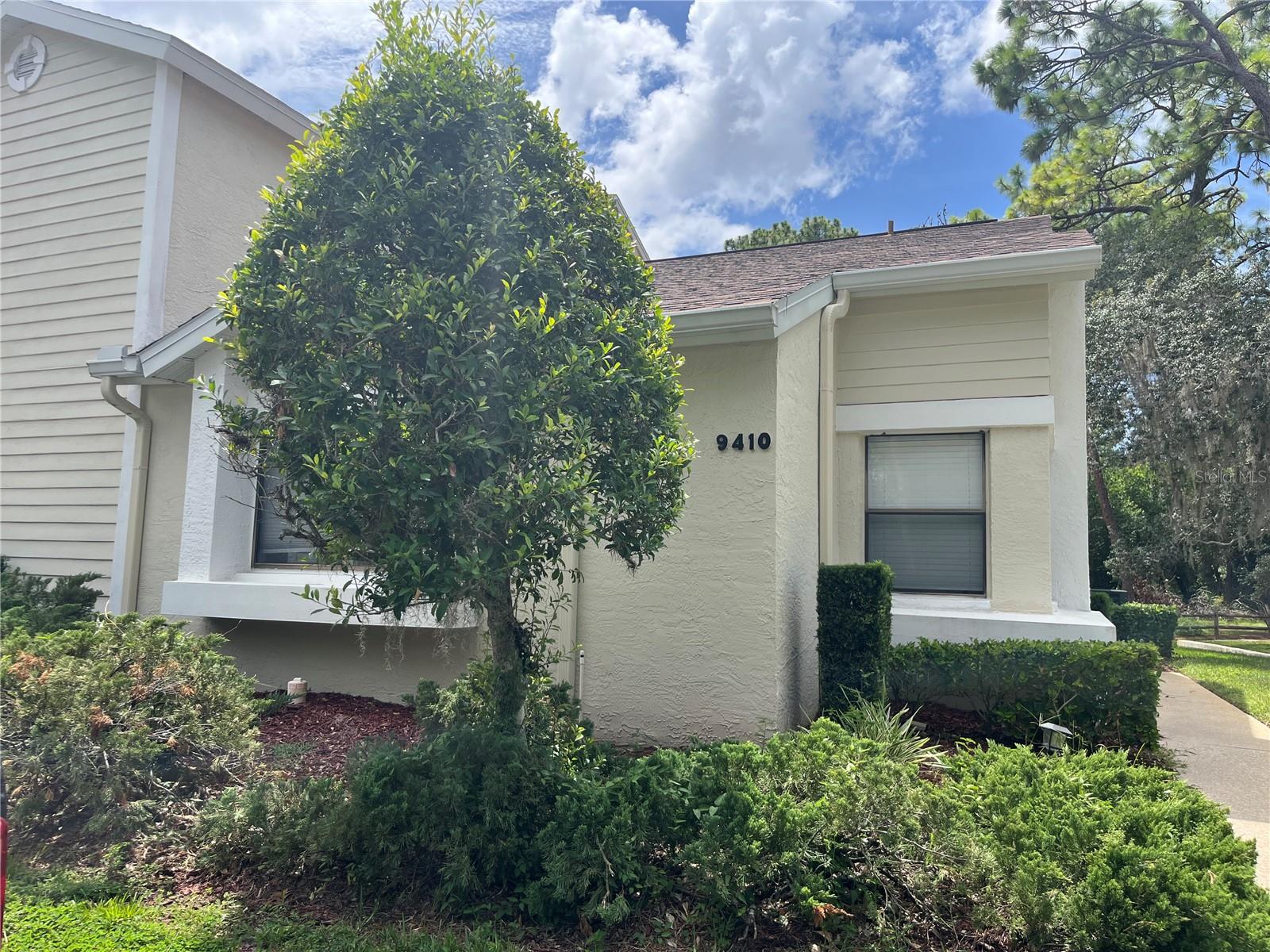 9410 Nakoma Way, Weeki Wachee, FL 34613