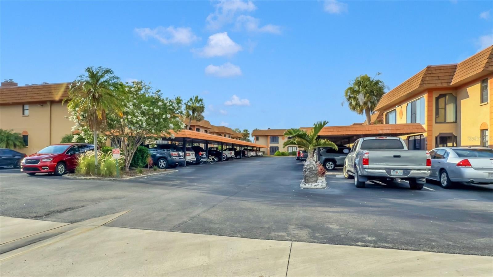 10192 Seminole Island Dr #10192, Largo, FL 33773 photo