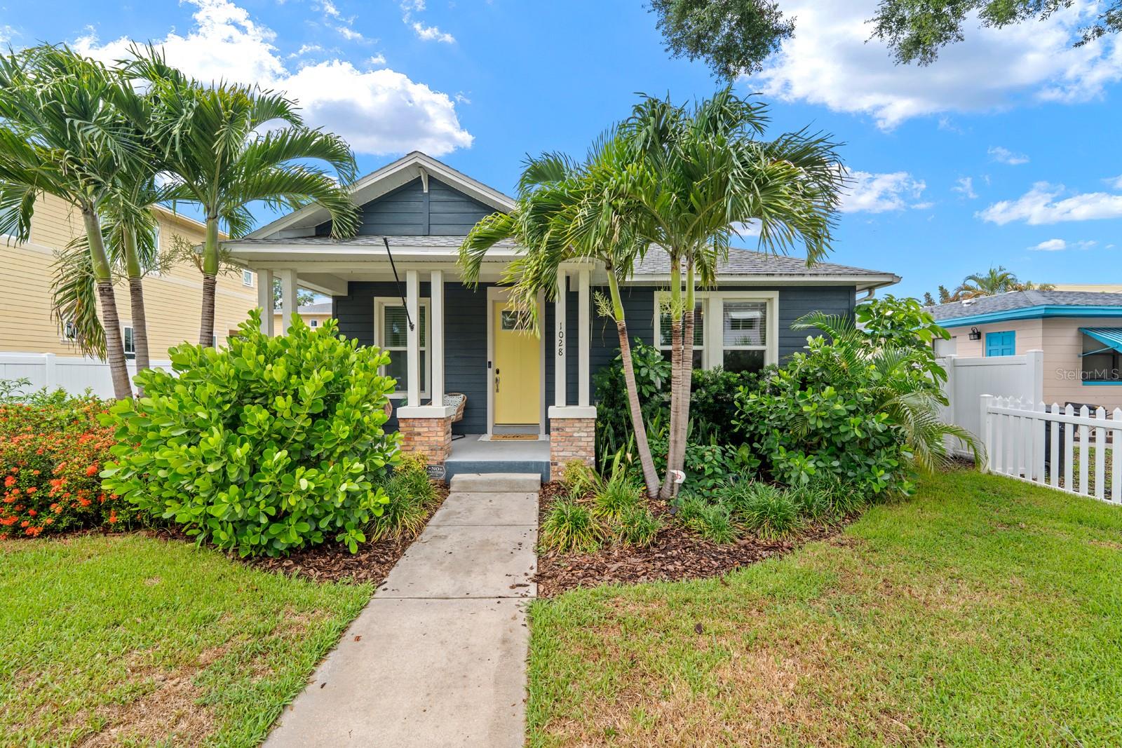 1028 5 St, Saint Petersburg, FL 33701 photo