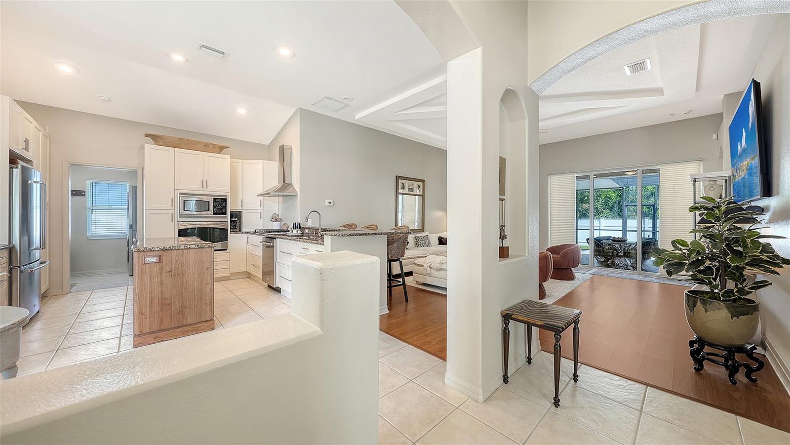 5122 Creekside Trl, Sarasota, FL 34243 photo