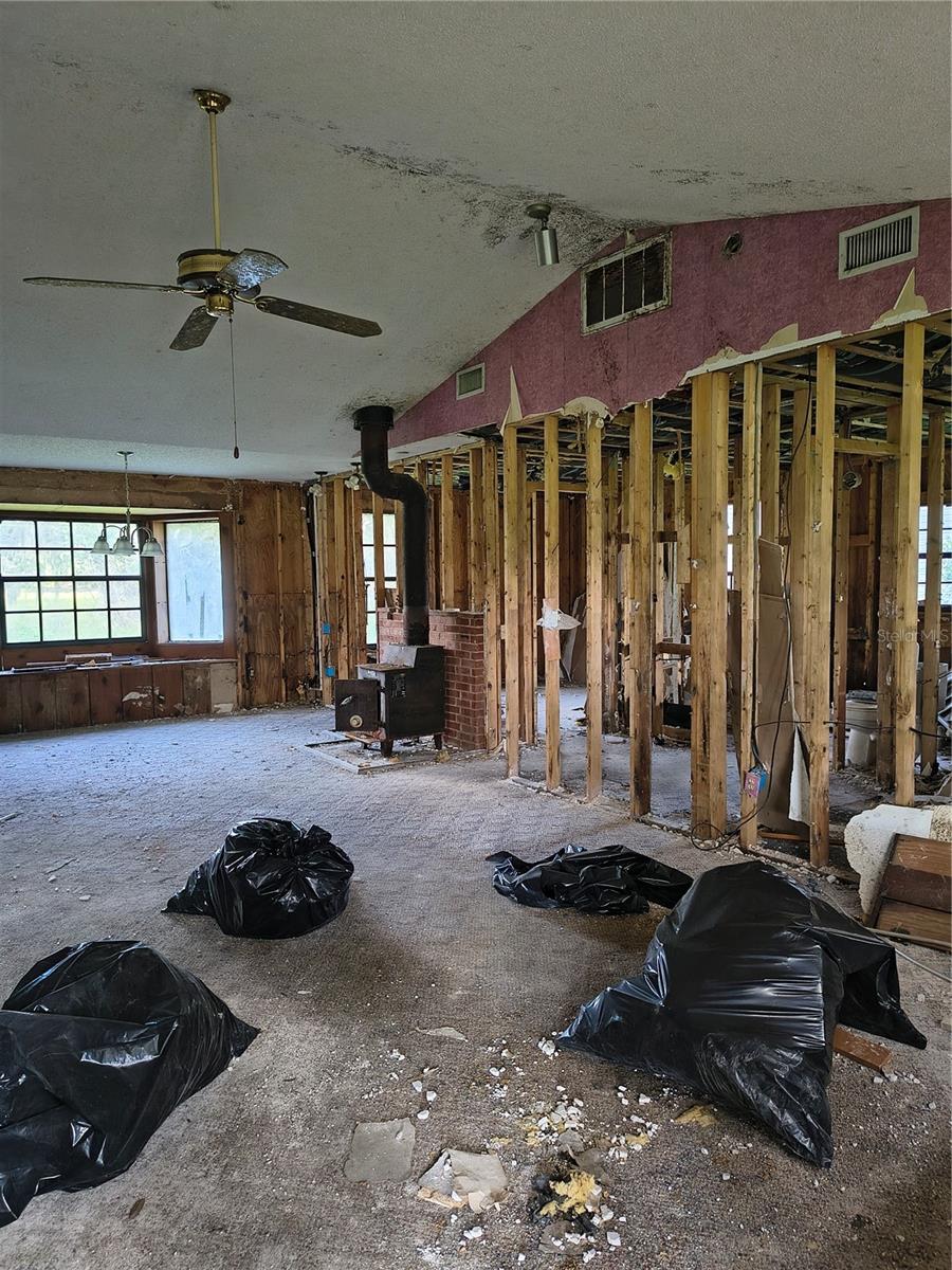 5125 Lakewood Dr, Dade City, FL 33523 photo