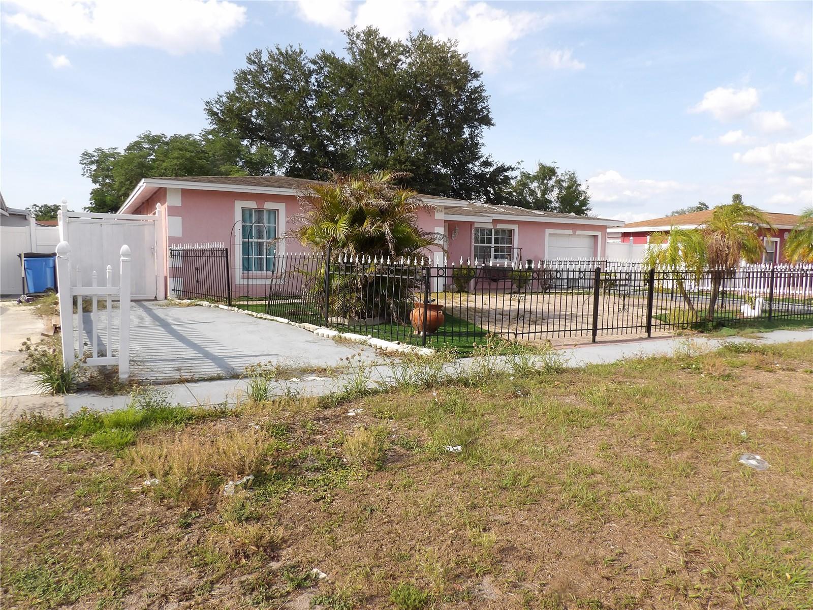 6521 W Hanna Ave, Tampa, FL 33634 photo