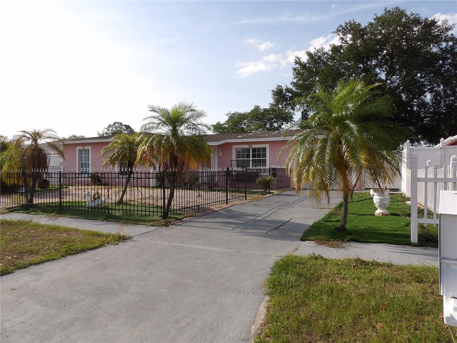 6521 W Hanna Ave, Tampa, FL 33634 photo