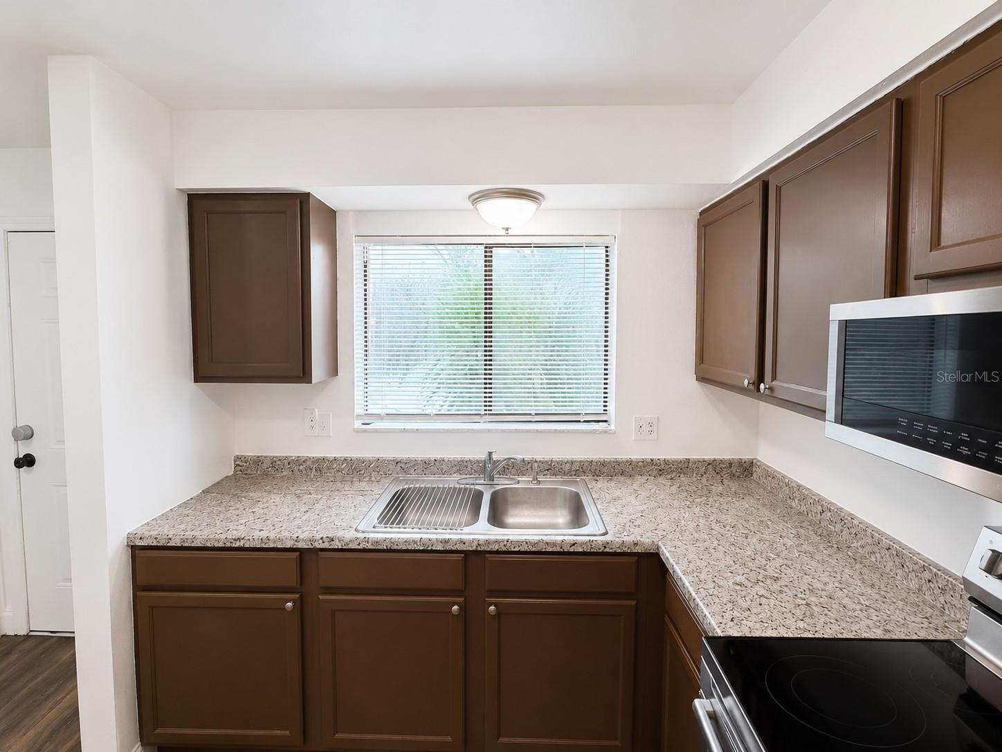 202 Eden Ln #B, Kissimmee, FL 34743 photo