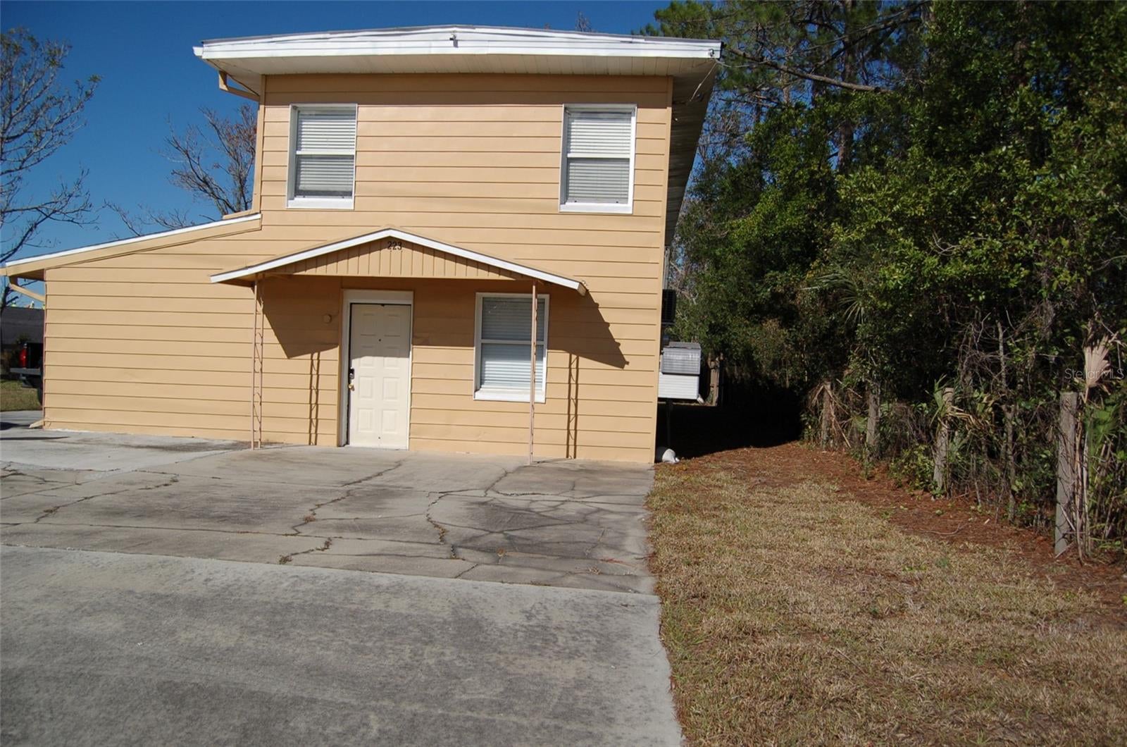 223 County Road 466a, Fruitland Park, FL 34731