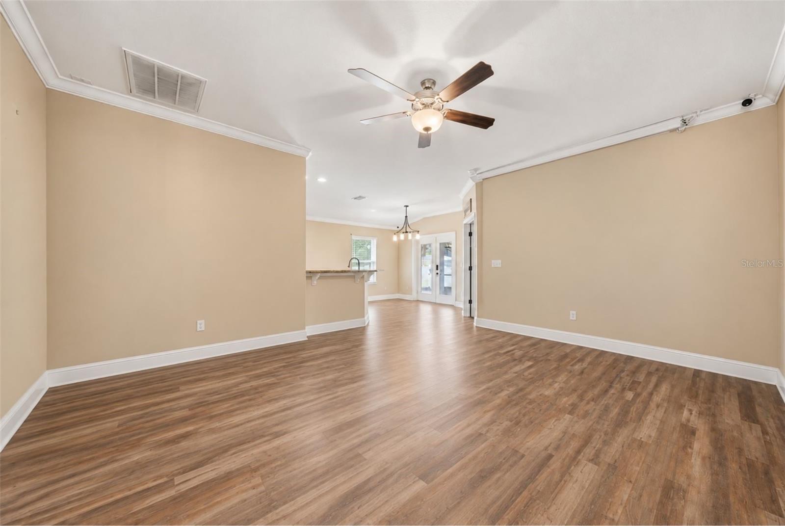 362 Lake St, Umatilla, FL 32784 photo