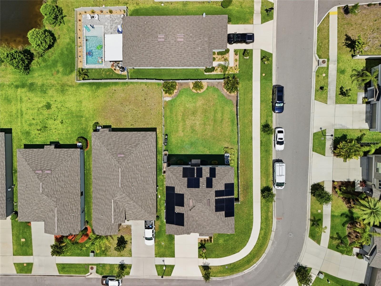 5052 White Chicory Dr, Apollo Beach, FL 33572 photo