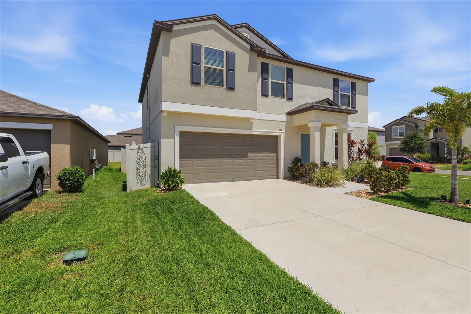 5052 White Chicory Dr, Apollo Beach, FL 33572 photo