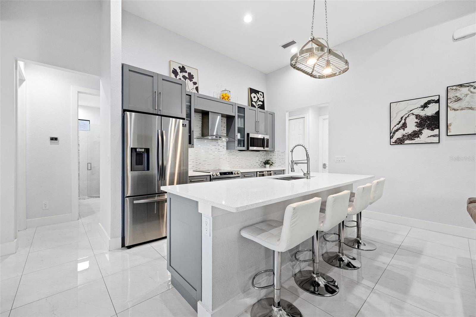1423 SW 21 Ave, Cape Coral, FL 33991 photo