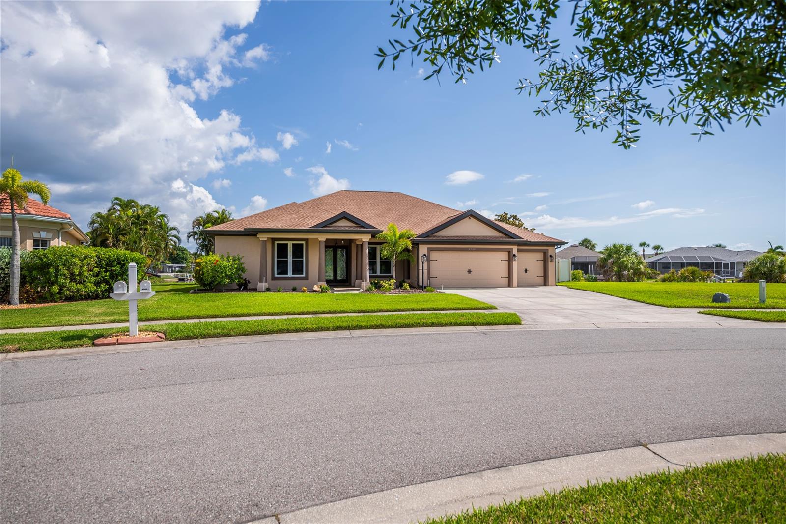 8730 Mystic Cir, North Port, FL 34287 photo