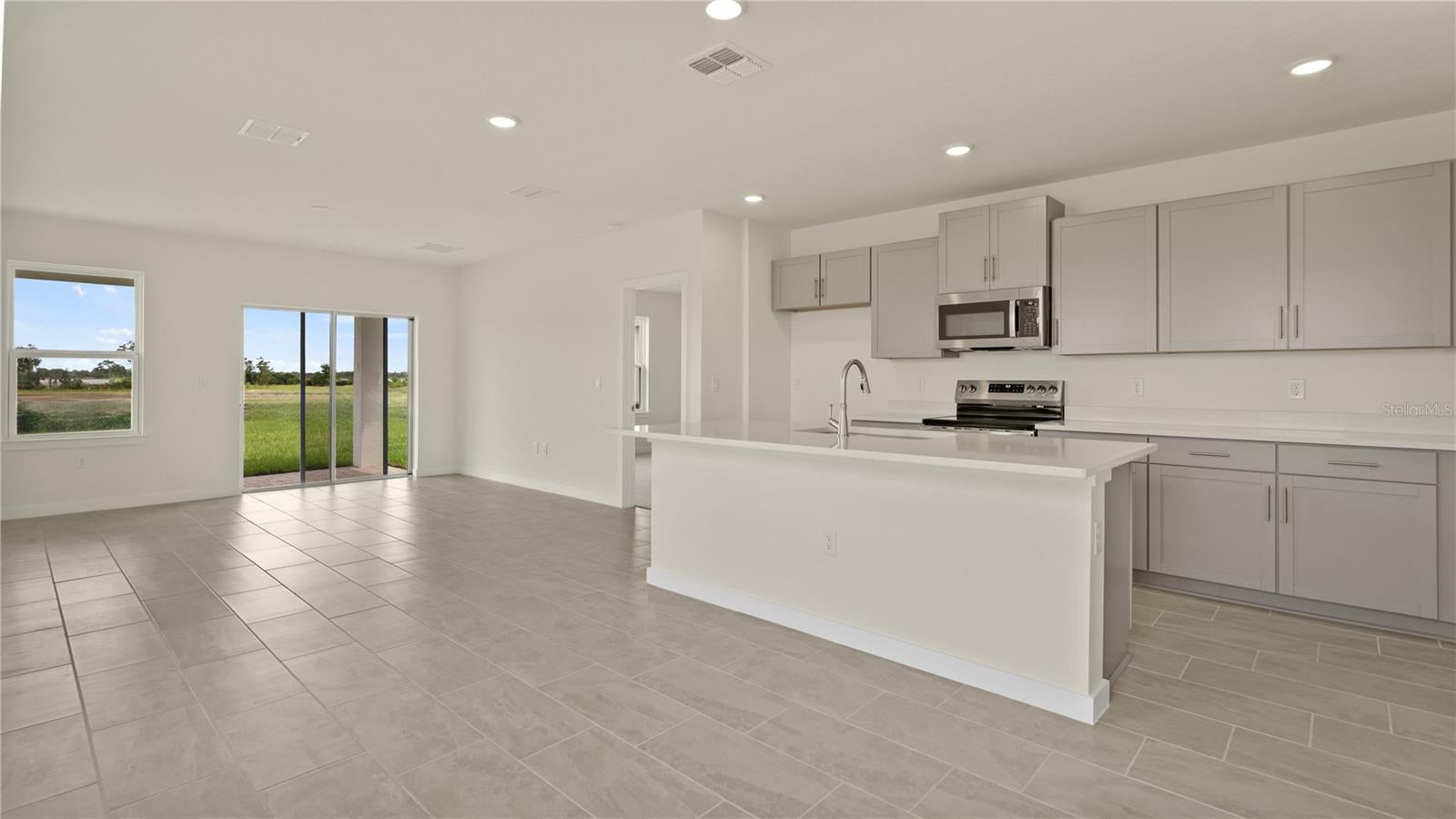 816 Andrew St, Winter Haven, FL 33881 photo