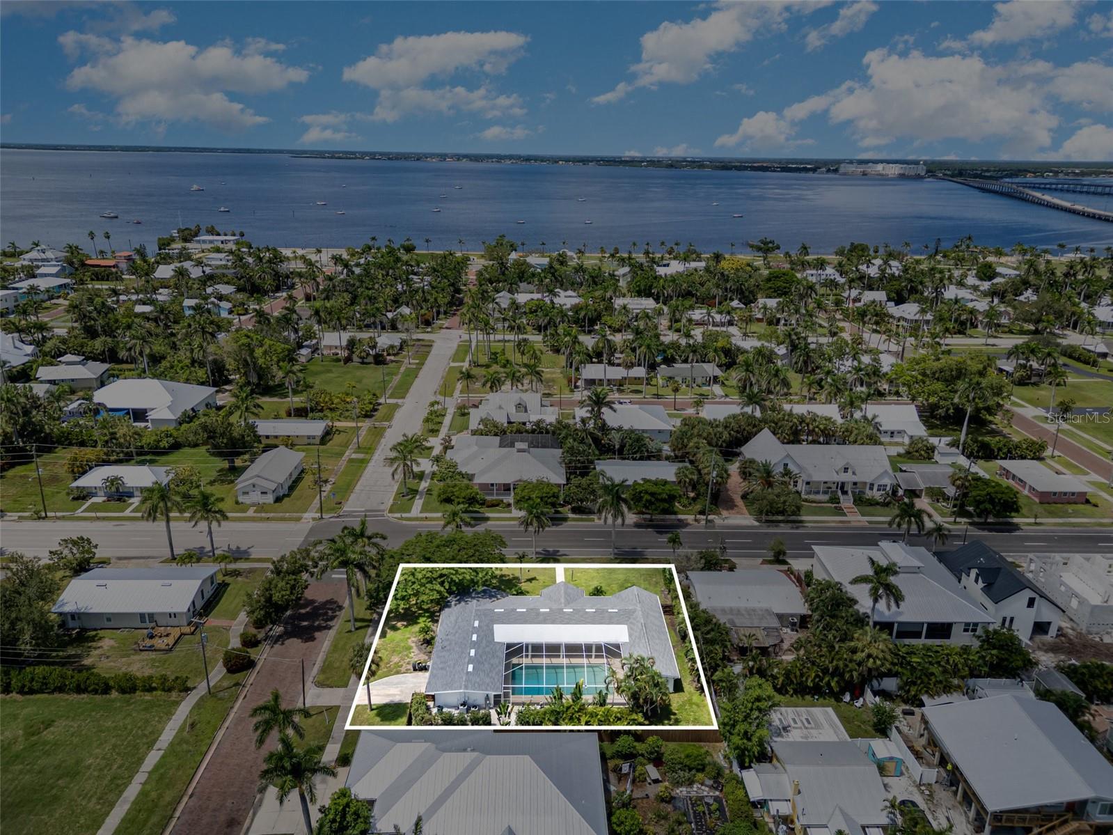 625 W Olympia Ave, Punta Gorda, FL 33950 photo