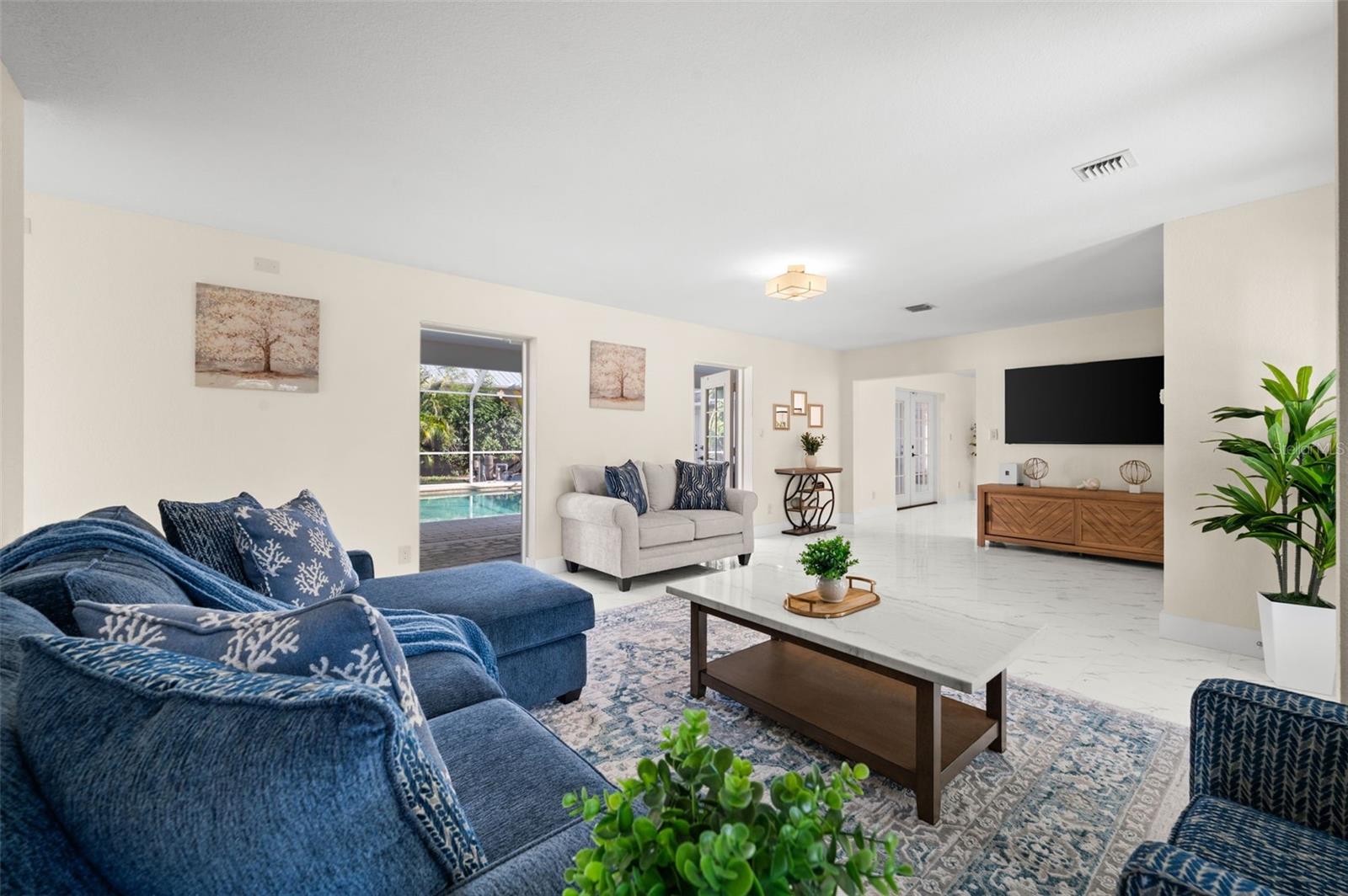 625 W Olympia Ave, Punta Gorda, FL 33950 photo