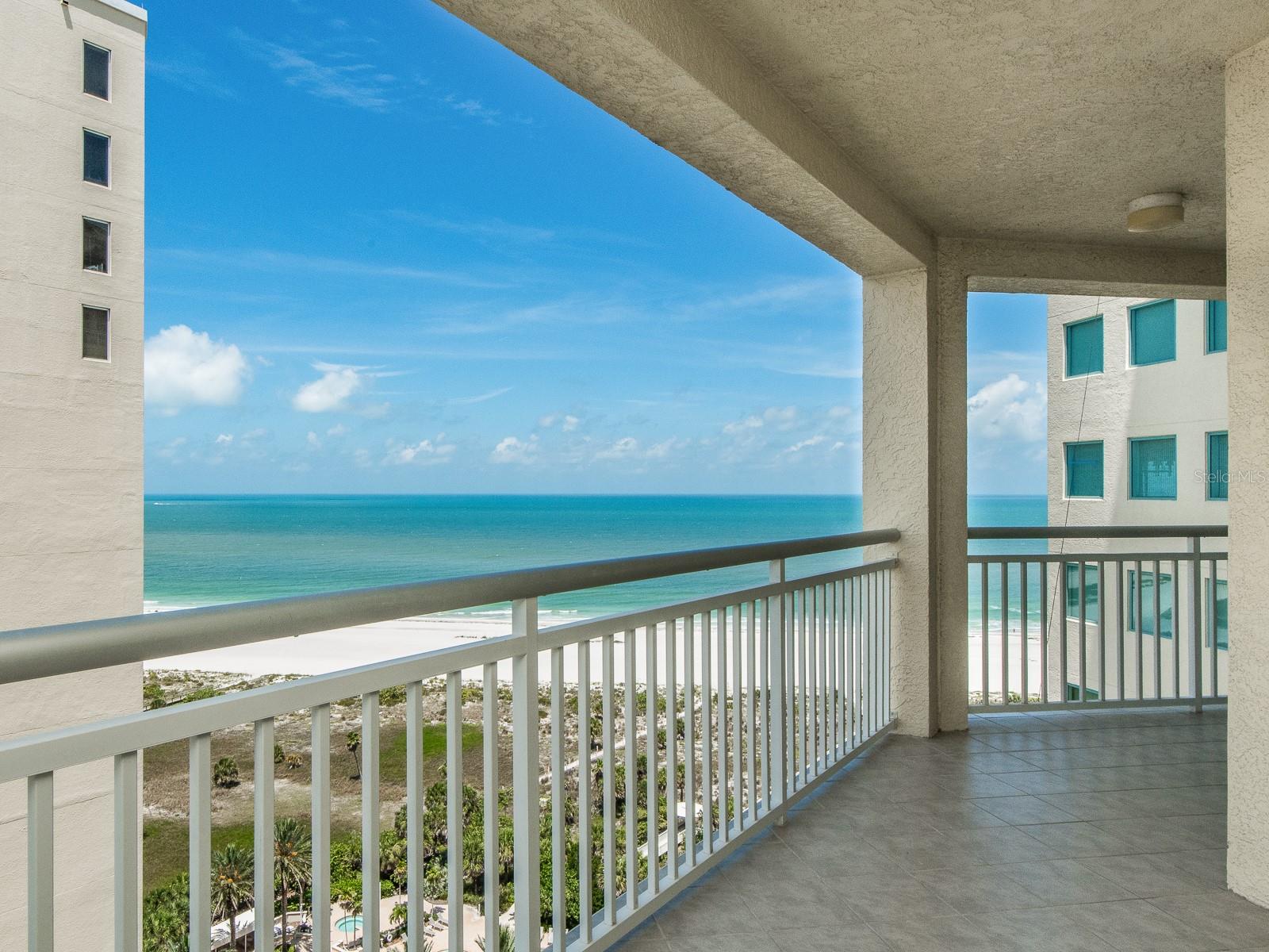 1180 Gulf Blvd, Clearwater Beach, FL 33767