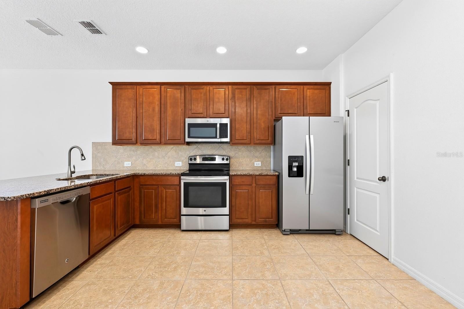 11429 Brownstone St, Windermere, FL 34786 photo