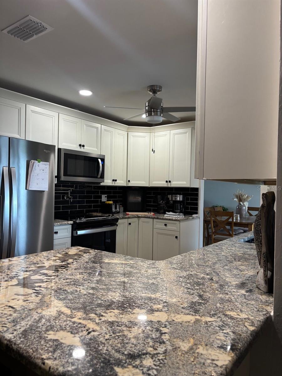 17071 Waters Edge Cir, North Fort Myers, FL 33917 photo