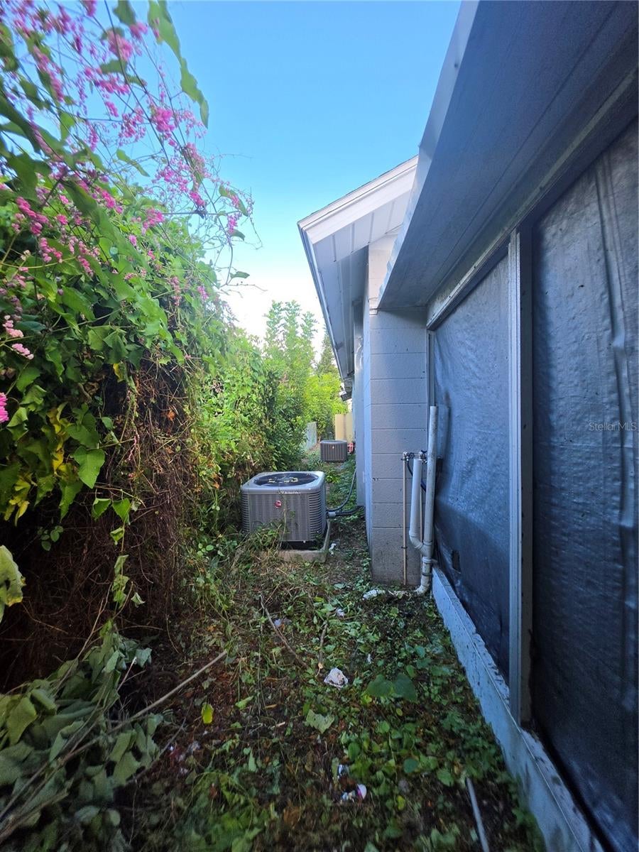 1222 17 St, Bradenton, FL 34205 photo