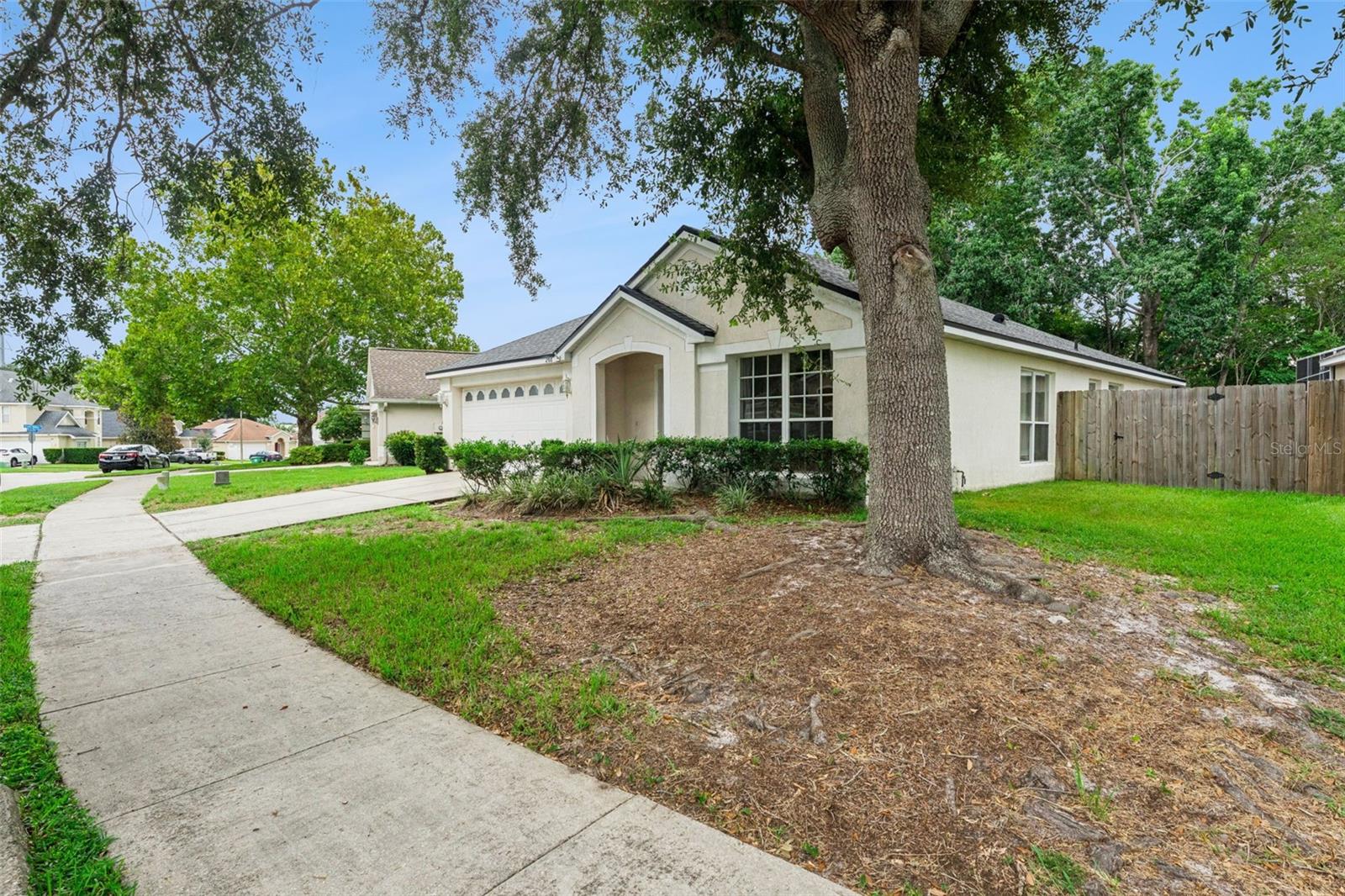 266 Hanging Moss Cir, Lake Mary, FL 32746 photo