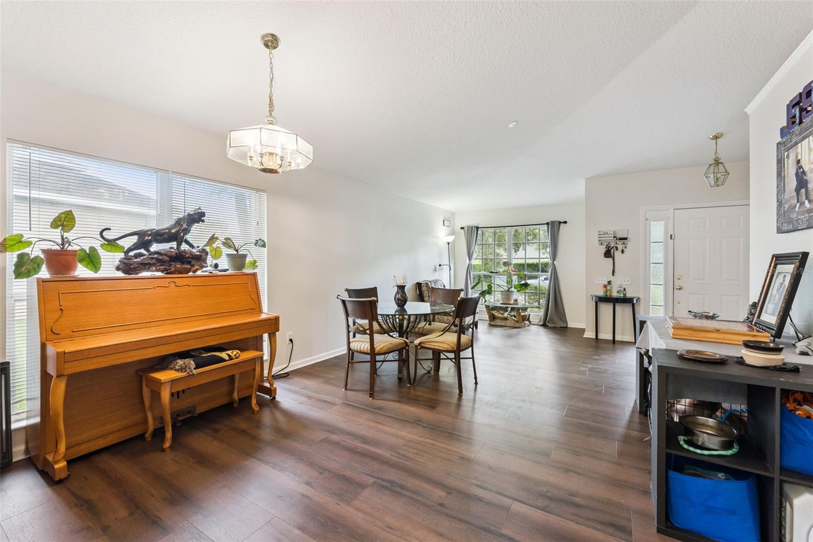 266 Hanging Moss Cir, Lake Mary, FL 32746 photo