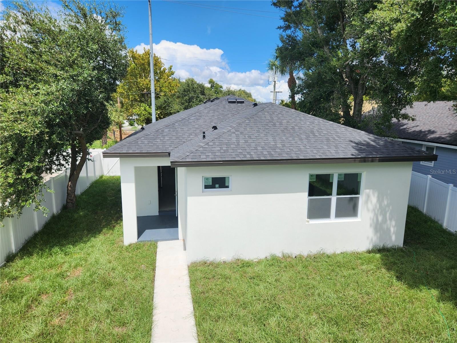 926 11 Ave, Saint Petersburg, FL 33705 photo