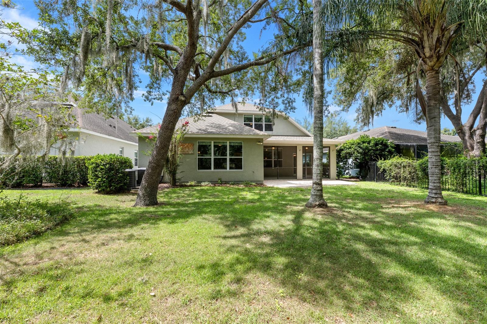 15814 Starling Water Dr, Lithia, FL 33547 photo