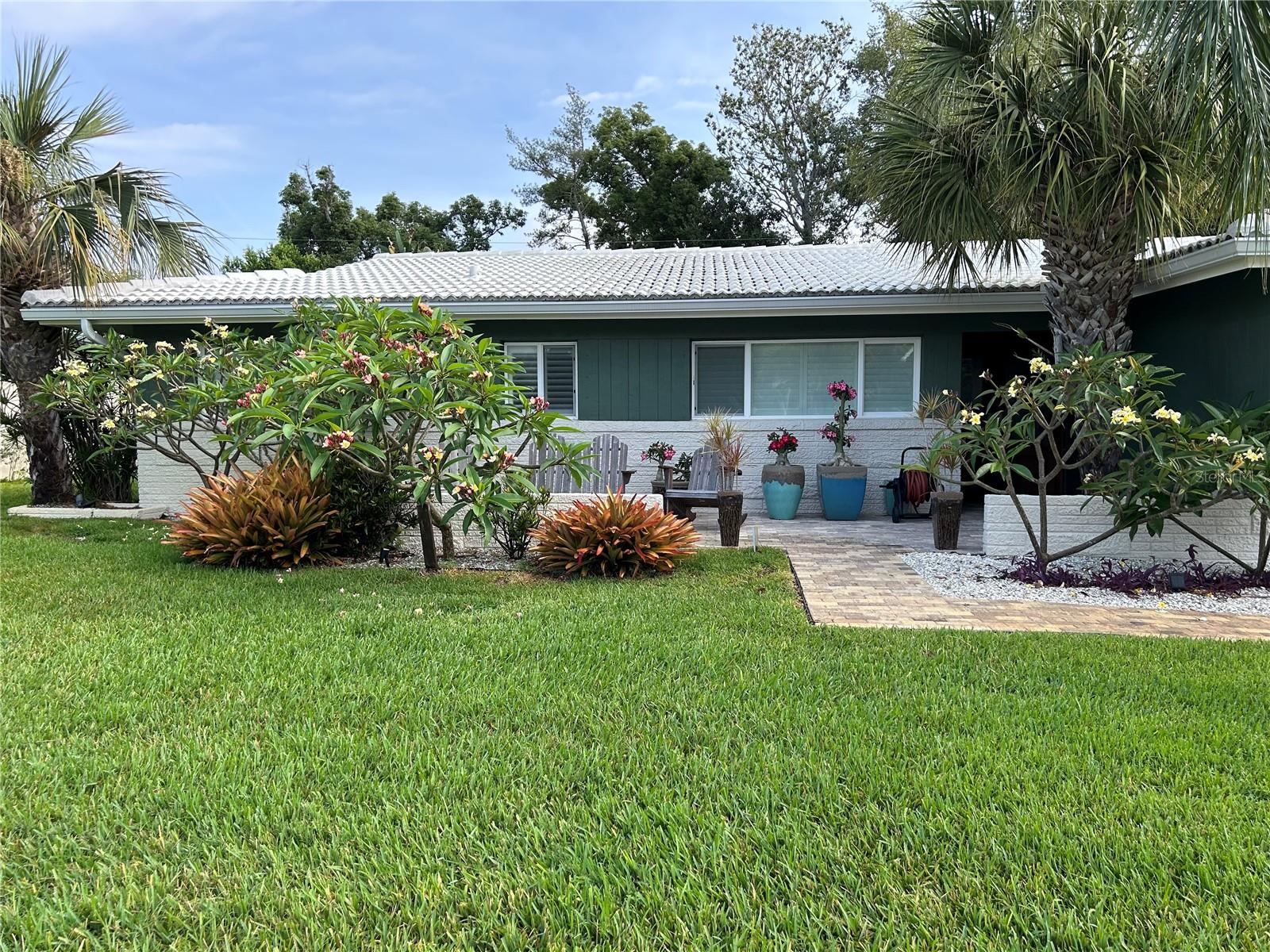 2058 Nursery Rd, Clearwater, FL 33764 photo