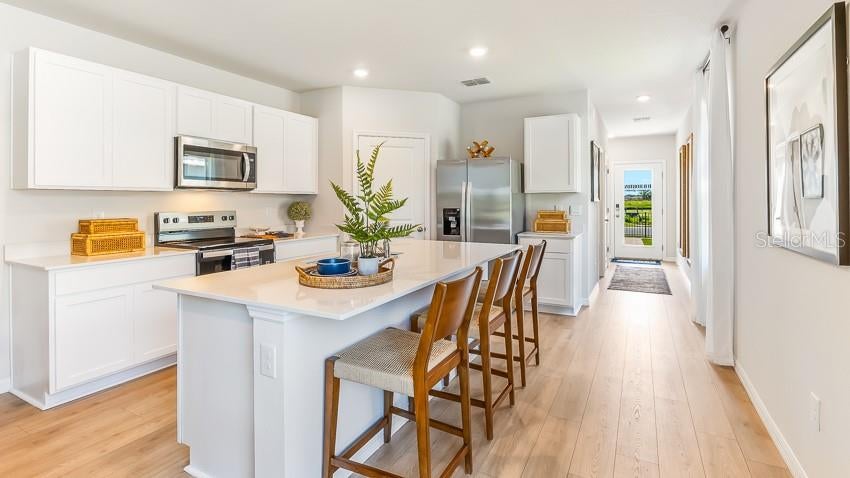 18713 Lookout Ridge Pl, Lakewood Ranch, FL 34211 photo