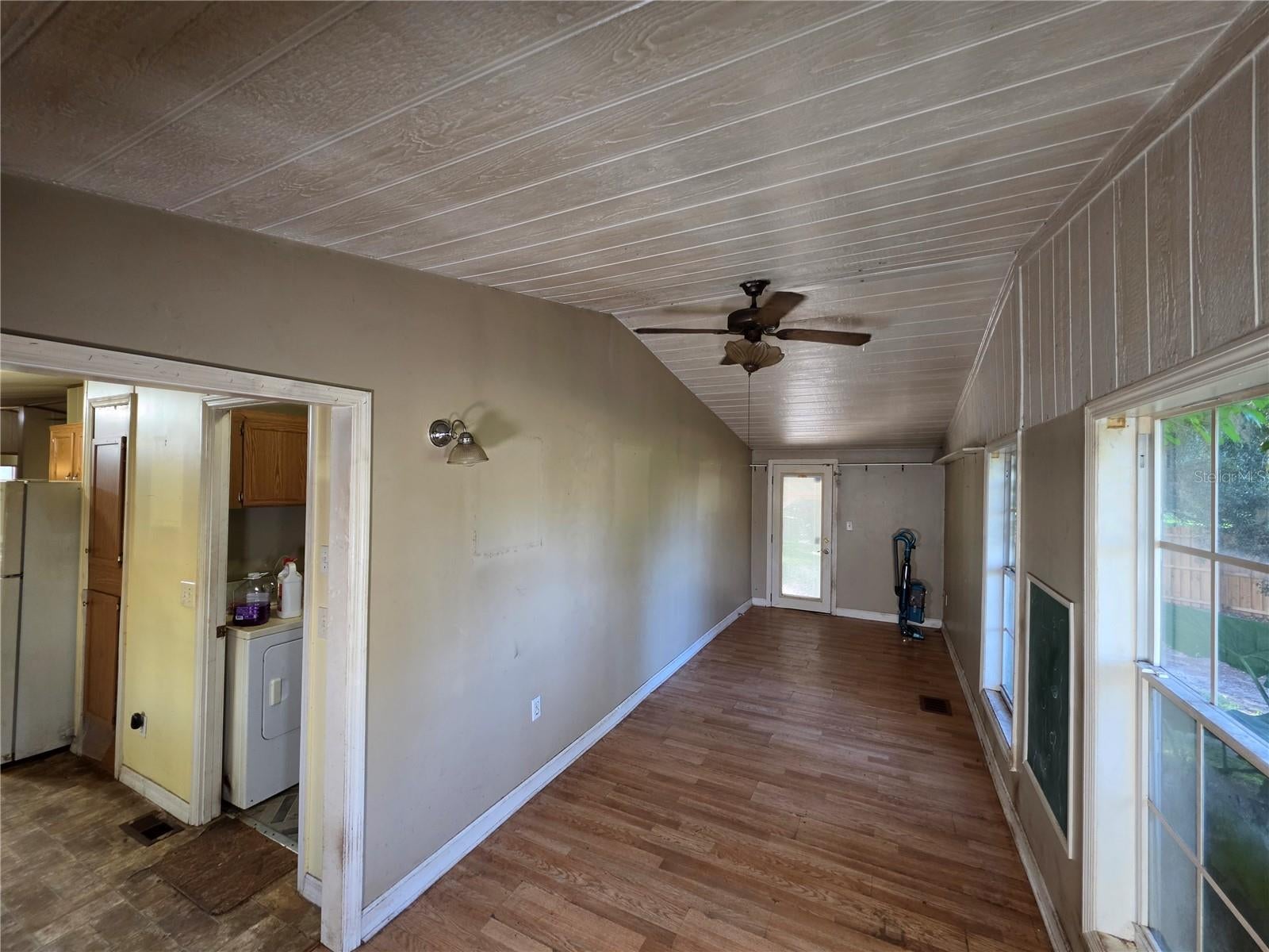 3642 Kalman Dr, Zephyrhills, FL 33541 photo