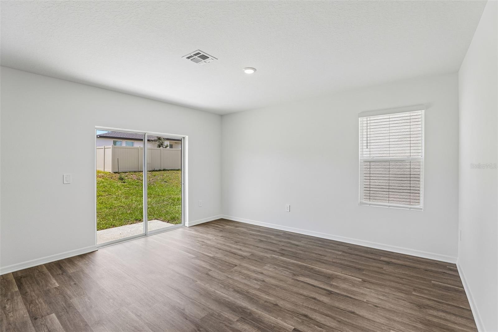 4227 Evernia Rd, Tavares, FL 32778 photo