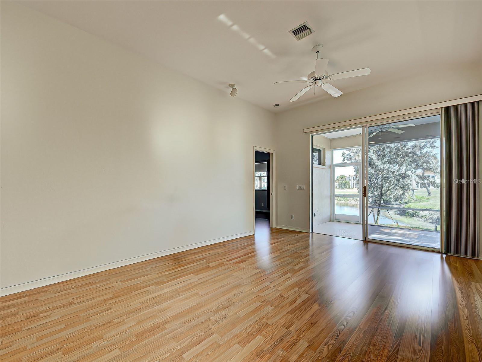 1275 Berkshire Cir, Venice, FL 34292 photo