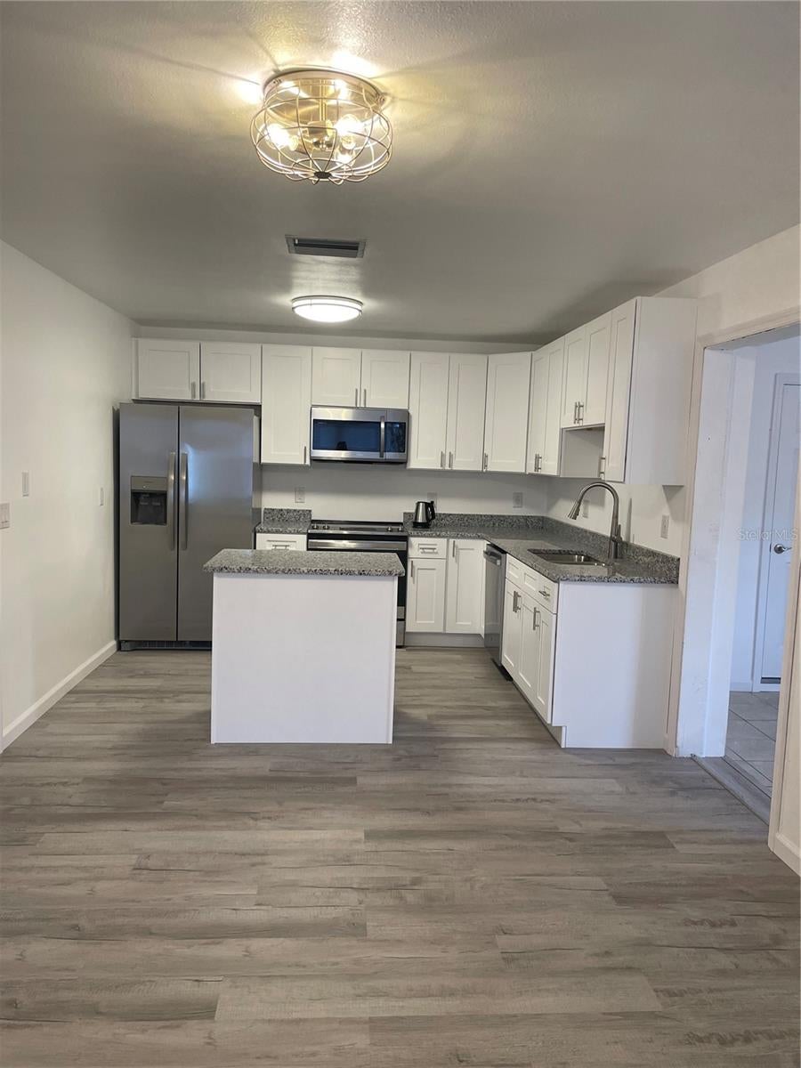 603 Maggie Cir, Winter Haven, FL 33880 photo
