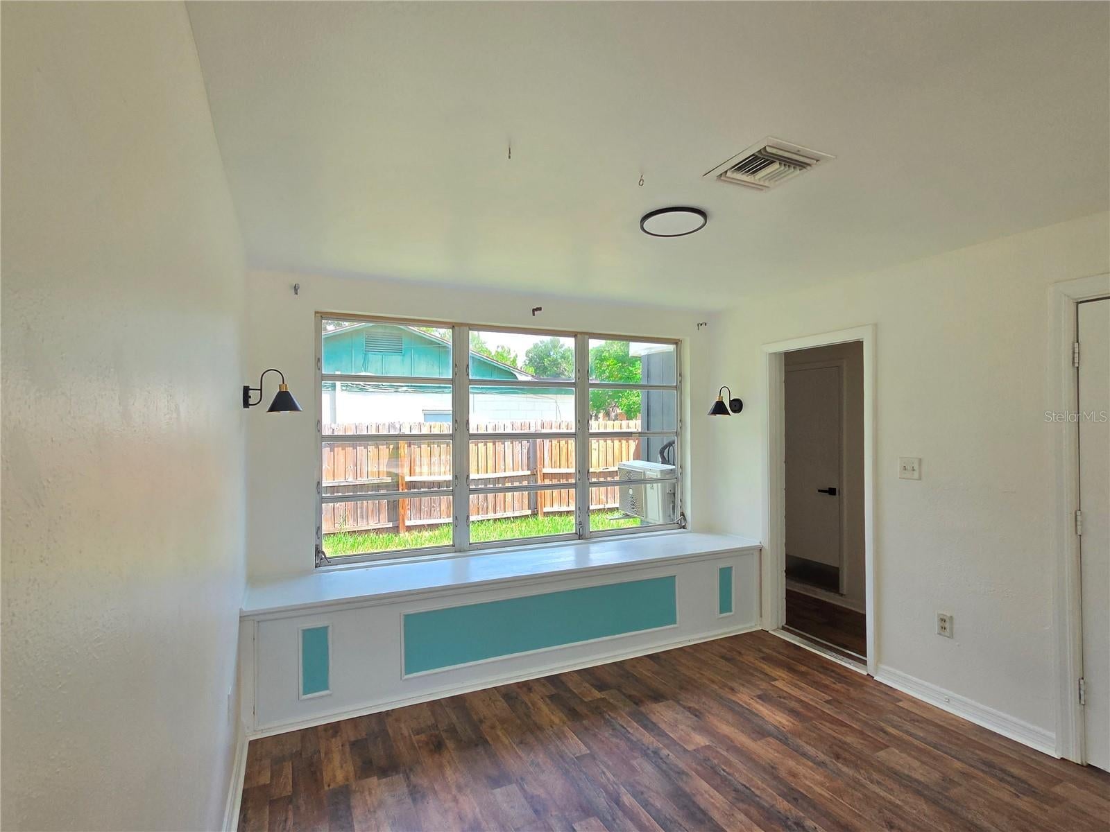 1500 Crest Ave, Leesburg, FL 34748 photo