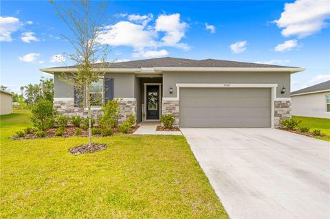 Single Family Residence in ZEPHYRHILLS FL 37587 MACKENZIE DRIVE.jpg