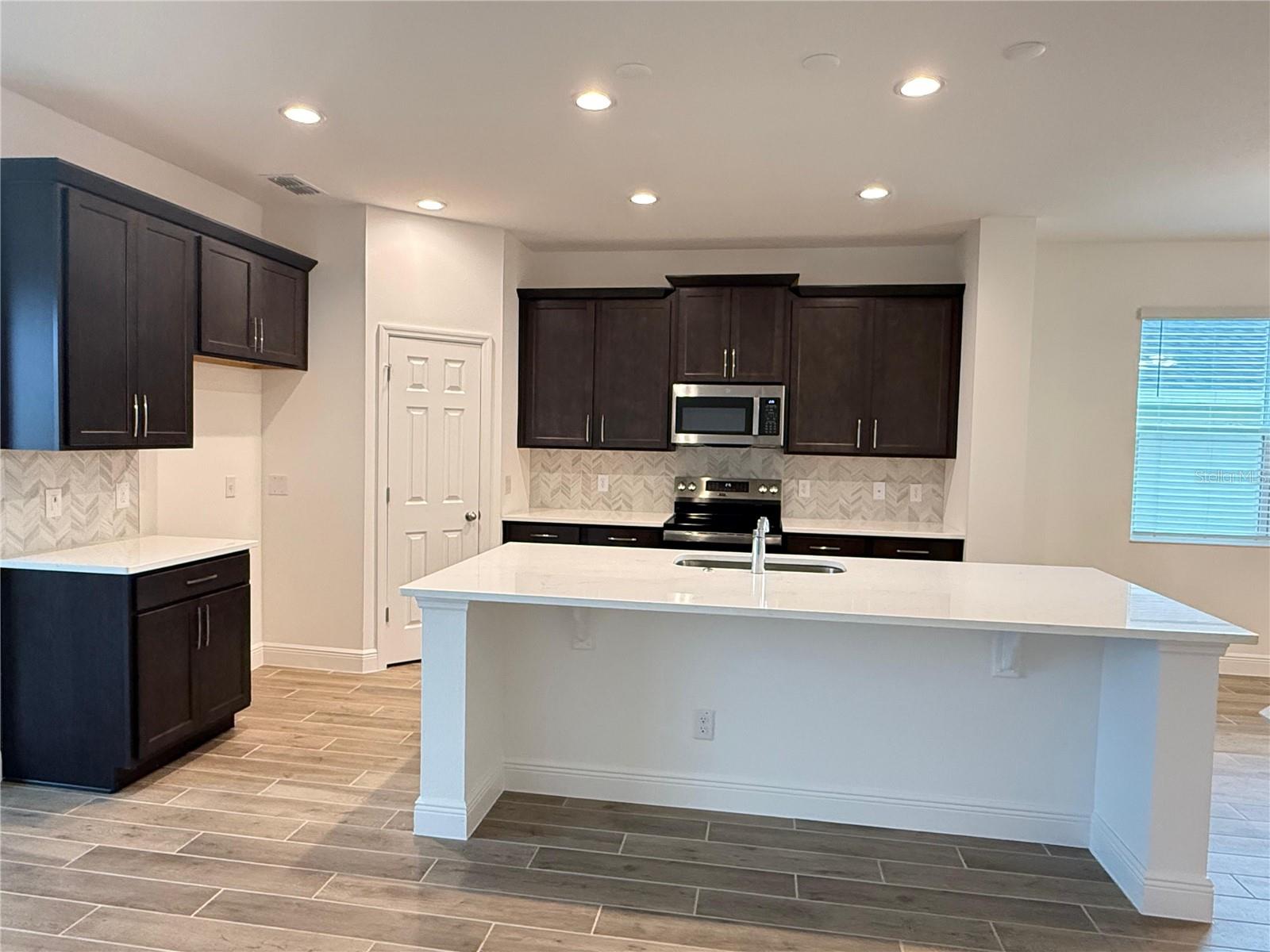 7950 Syracuse Dr, Clermont, FL 34714 photo