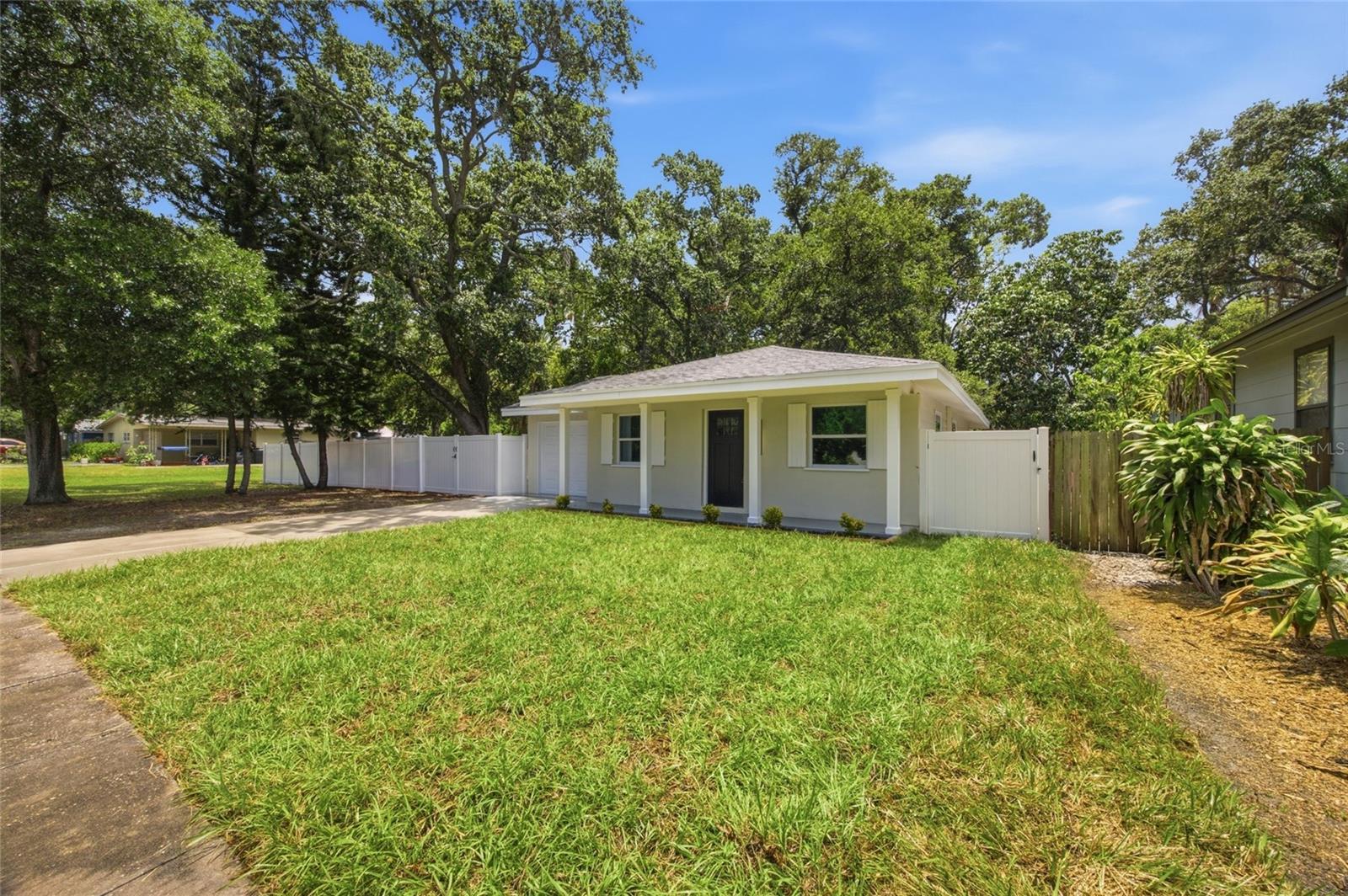1333 Overlea St, Clearwater, FL 33755 photo