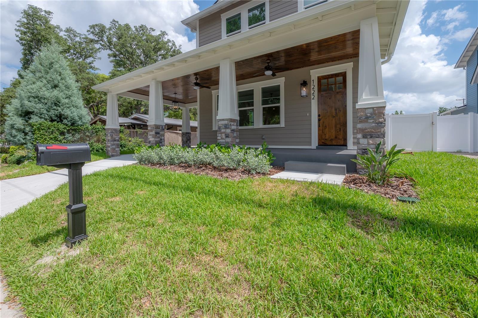 1222 E Chelsea St, Tampa, FL 33603 photo