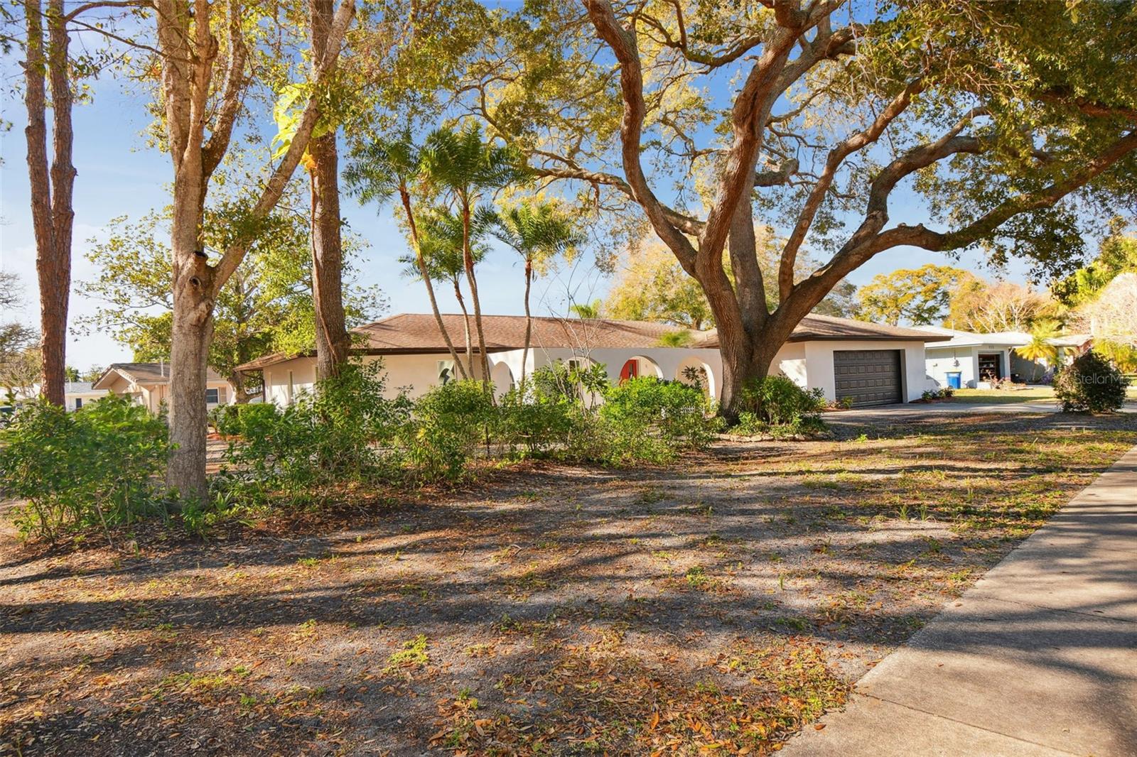 570 Casler Ave, Clearwater, FL 33755 photo