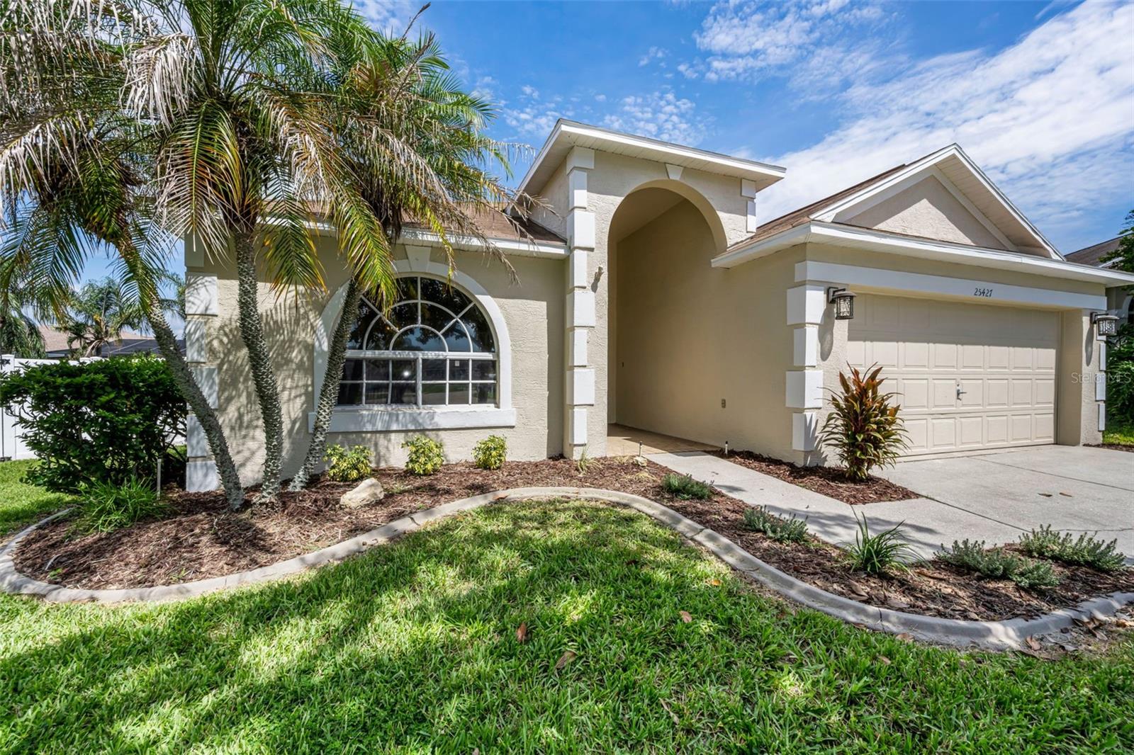 25427 7 Rivers Cir, Land O Lakes, FL 34639 photo