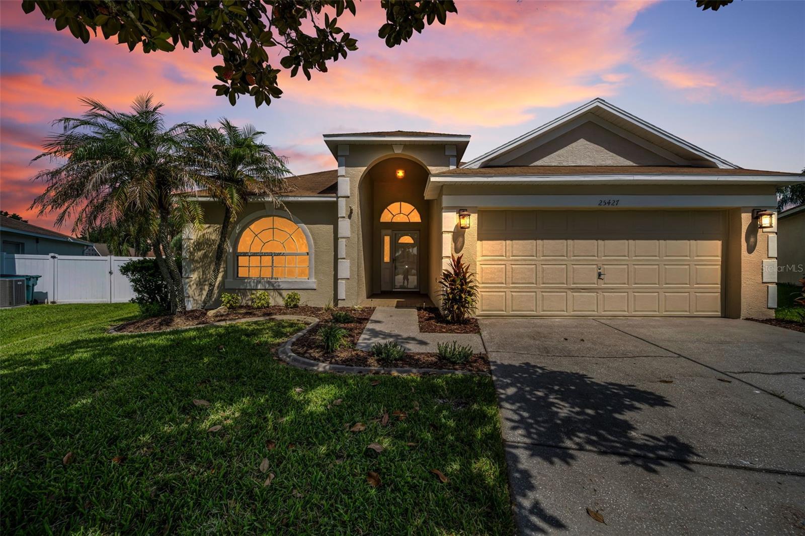 25427 7 Rivers Cir, Land O Lakes, FL 34639 photo