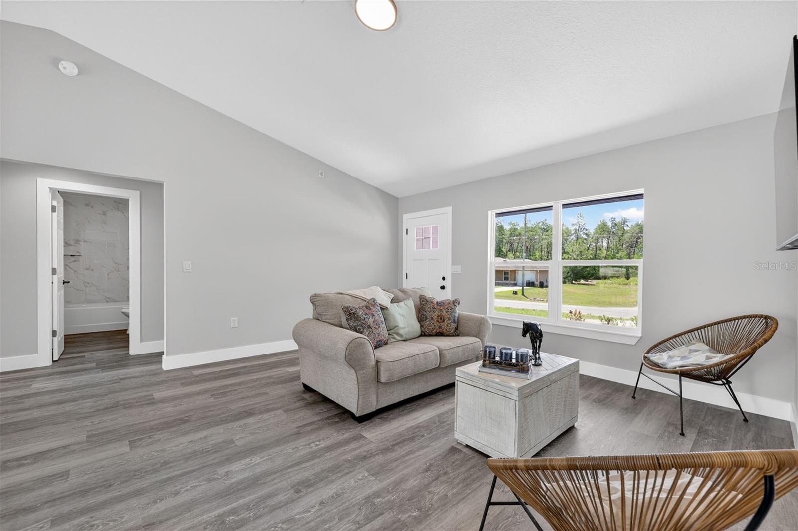 24303 SW Sailboat Dr, Dunnellon, FL 34431 photo