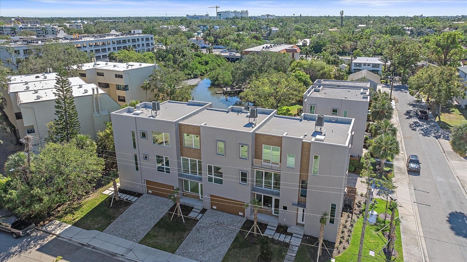 1720 Alderman St, Sarasota, FL 34236 photo