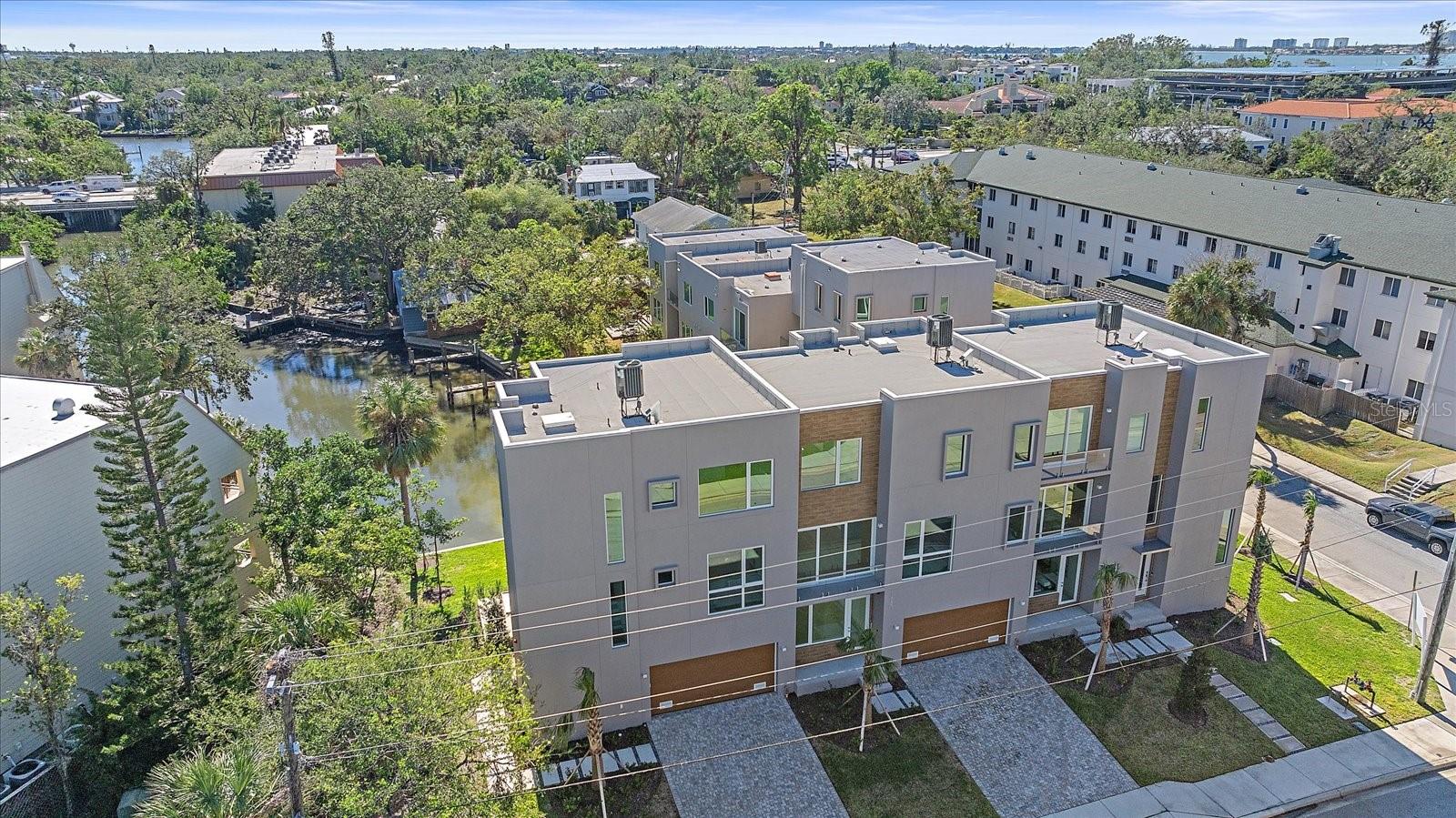 1720 Alderman St, Sarasota, FL 34236 photo