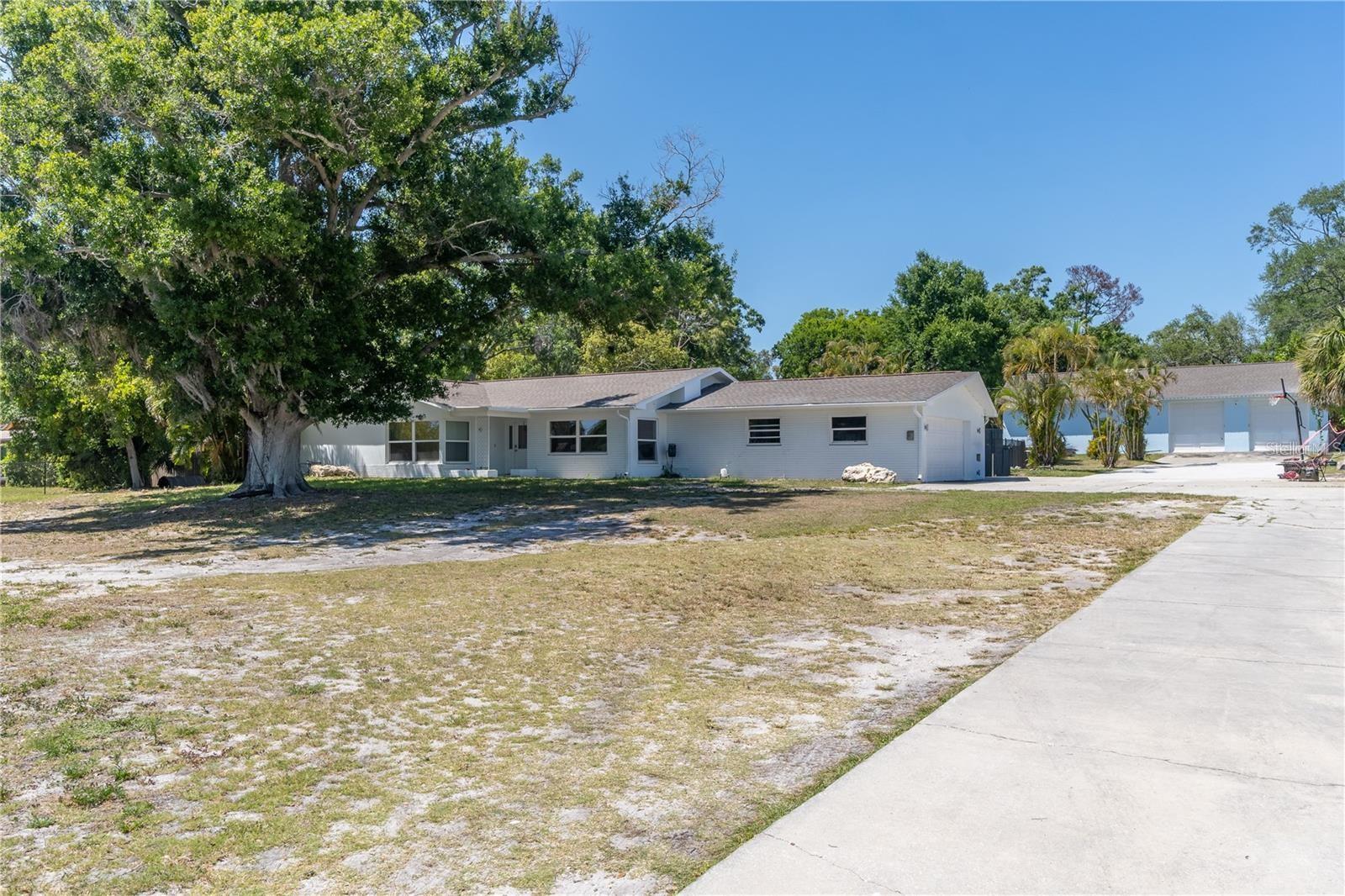 12705 Park Blvd, Seminole, FL 33776